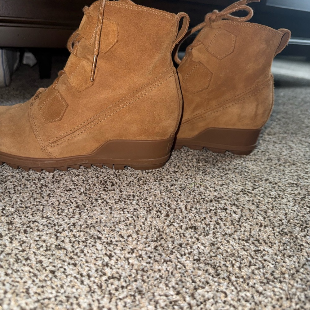 Sorel Tan Suede Wedge Ankle Boots